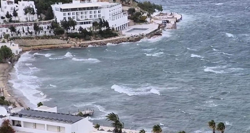 Gelecek, geliyor derken geldi! Ege'nin tatil cennetlerini fırtına vurdu - Resim: 2
