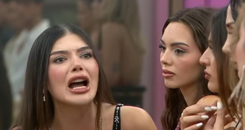 Kısmetse Olur evinde saç saça baş başa kavga rezaleti! - Resim: 2