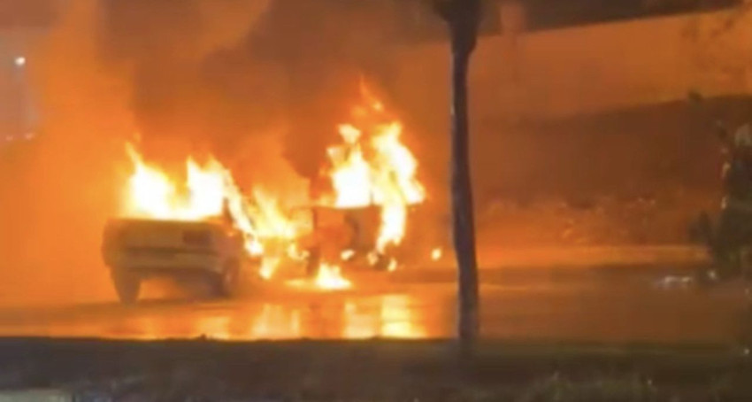 Havaalanı yolunda 2 otomobilin alev topuna döndüğü korkunç kazada bir mucize yaşandı... - Resim: 2