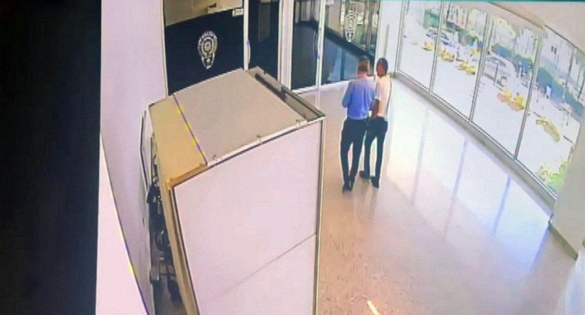 Bakırköy Adliyesi'nde inanılmaz olay: Kalem görünümlü silah ve neşterle yakalanan şahıs tutuklandı - Resim: 3