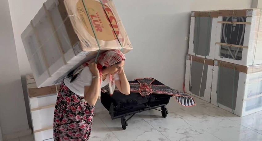 İki çocuk annesi, sırtında taşıdığı beyaz eşyalarla önce patron ardından fenomen oldu - Resim: 4