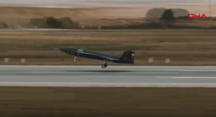 Türkiye'nin insansız savaş uçağı KIZILELMA bir kez daha havalandı - Resim: 3