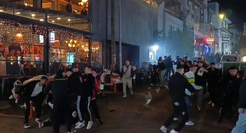 Derbi kavgası kanlı bitti; ortalık savaş alanına döndü, çok sayıda yaralı var - Resim: 3