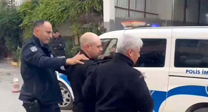 Mersin'de sokakta ''çıplak adam'' alarmı! Gözaltına alındı - Resim: 4