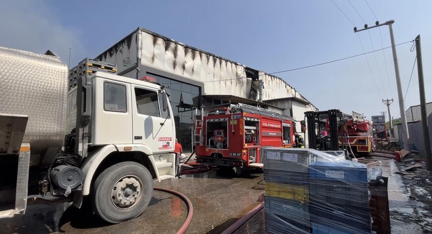 Boya ve metal kaplama tesisinde korkutan yangın - Resim: 4