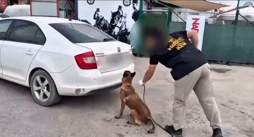 28 kilo uyuşturucuyla yakalanan kamu görevlisi tutuklandı - Resim: 2