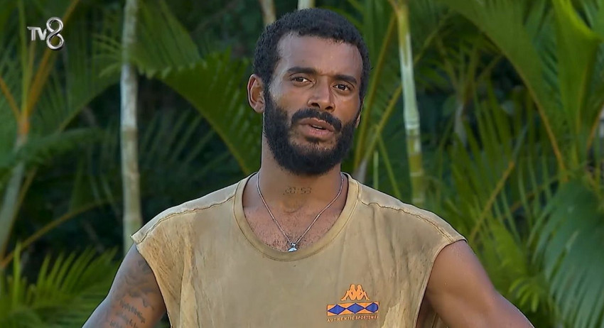 Survivor'da bir sürpriz eleme daha... Favori isim adaya veda etti - Resim: 4