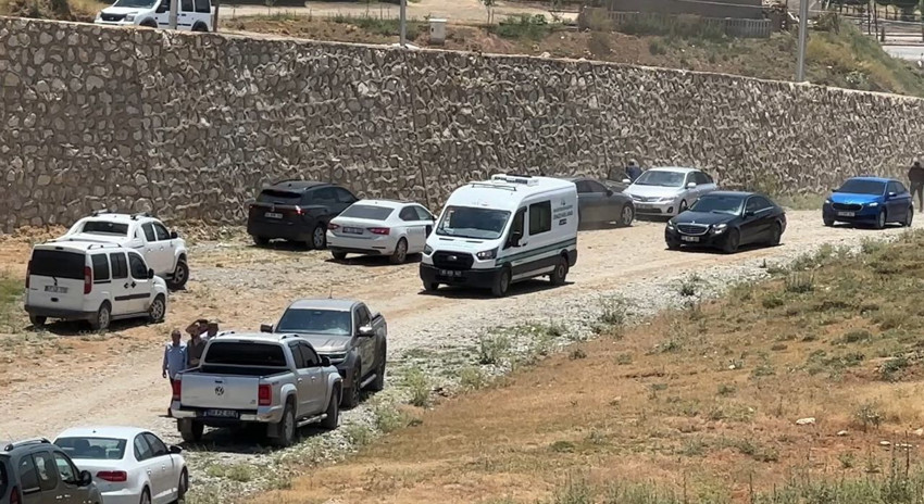 Van'da uzun namlulu saldırı: Sosyal medya fenomeni kızlarının yanında öldürüldü - Resim: 4