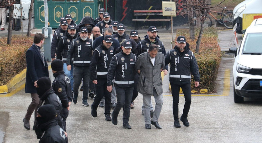 Eskişehir’de tefeci operasyonu... Çok sayıda gözaltı var - Resim: 3