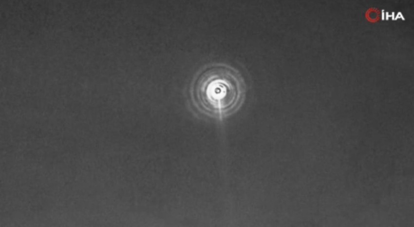 Tam 9 aydır uzayda mahsur kalan NASA astronotları dünyaya döndü - Resim: 1