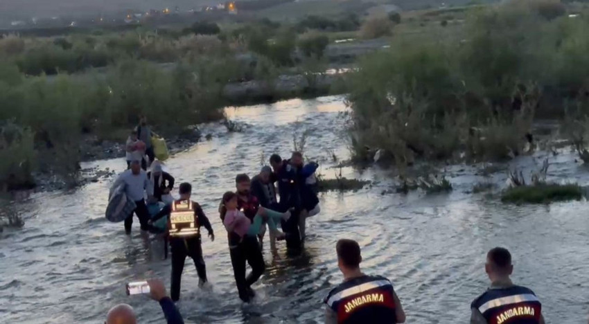 Sular yükselince piknik kabusla bitti: Mahsur kalan onlarca kişi böyle kurtarıldı - Resim: 4