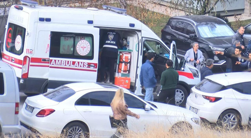 Adliye önünde bıçaklı, sopalı kavga: Yaralılar var! - Resim: 3