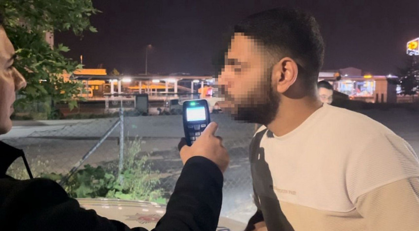 Kendisini uyanık sanan alkollü trafik canavarının oyununu polis bozdu! - Resim: 3