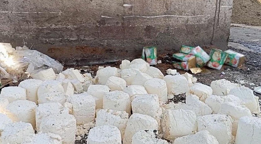 Tam 7 ton ''tarihi geçmiş'' peynir ele geçirildi... - Resim: 1