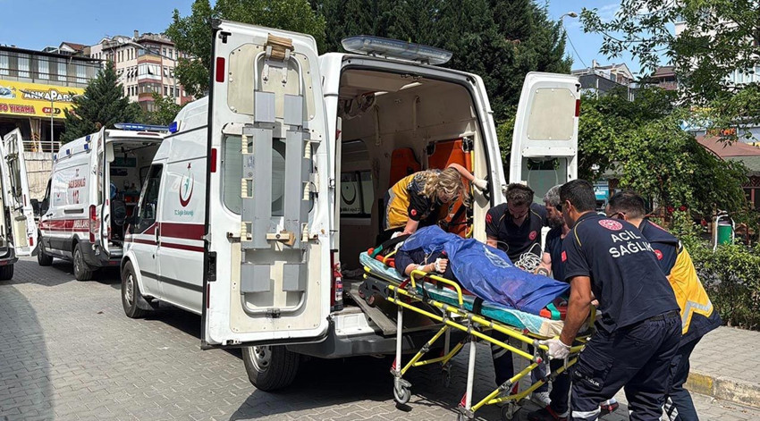 Karabük'te korkunç kaza! Otomobil, TIR'a arkadan çarptı: Ölü ve yaralılar var! - Resim: 4