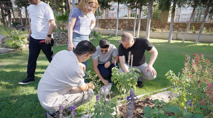 Antalya'ya akılalmaz olay: Gökyüzünden buz kütlesi düştü - Resim: 4