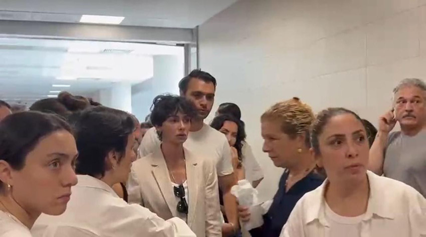 Darbeye teşebbüsle suçlanıyor: Ayşe Barım davasında 11 ünlü isme zorla getirme kararı - Resim: 2