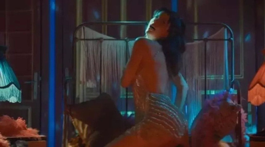 Beren Saat'in cesur sahneleriyle olay olan filmi vizyona girmeden yayından kaldırıldı - Resim: 2