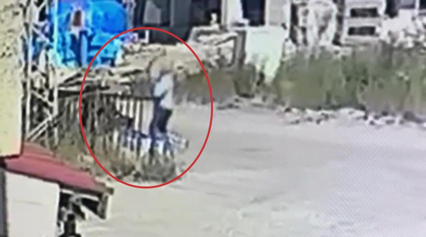 Dehşete düşüren olay: İnşaat işçisi, baltayla 3 kişiyi ağır yaraladı! - Resim: 3