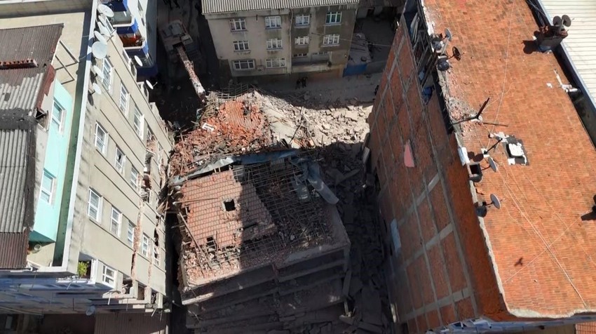 İstanbul'da kontrollü yıkım kontrolden çıktı; 2 bina tahliye edildi - Resim: 3