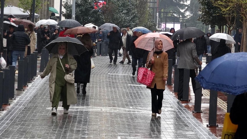 30 yıldır nisan yağmurunu depolayıp şifa niyetine içiyor - Resim: 4