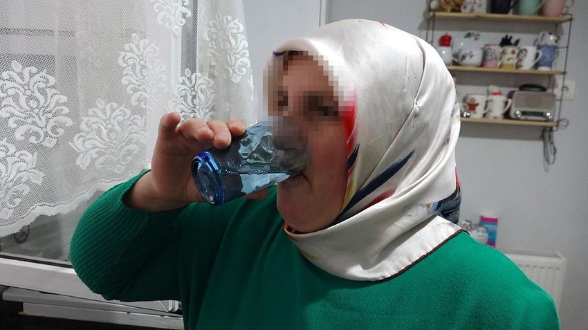 30 yıldır nisan yağmurunu depolayıp şifa niyetine içiyor - Resim: 3
