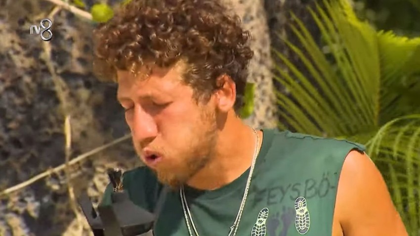 Survivor adasında sürpriz veda... Gözyaşları içinde terk etti... - Resim: 4