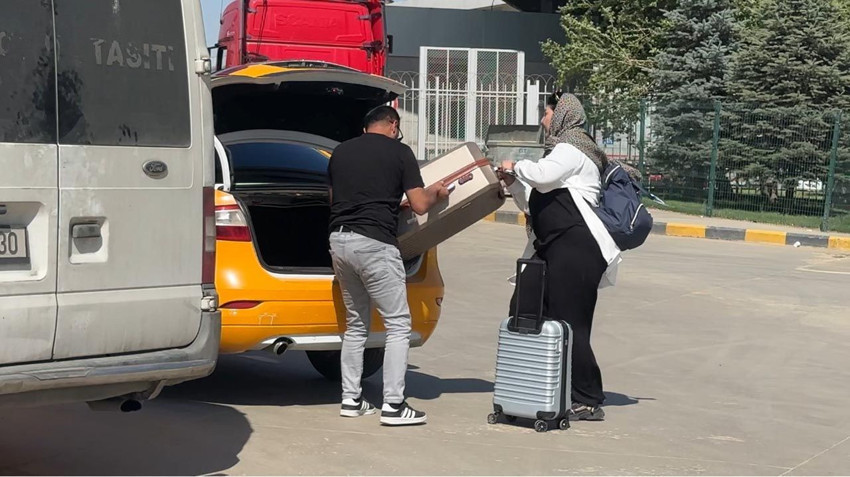 Türkiye-İran sınırında hareketlilik devam ediyor - Resim: 4