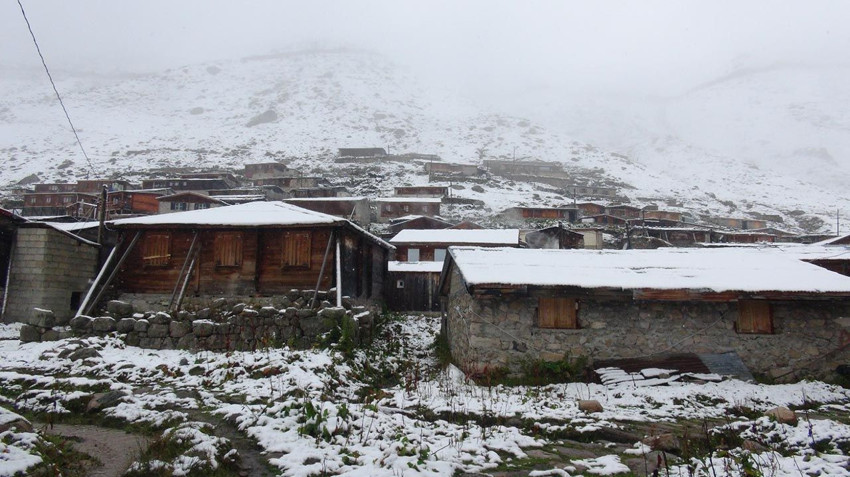 Eylül ayında lapa lapa kar sürprizi! Kar kalınlığı 15 santimi buldu - Resim: 2