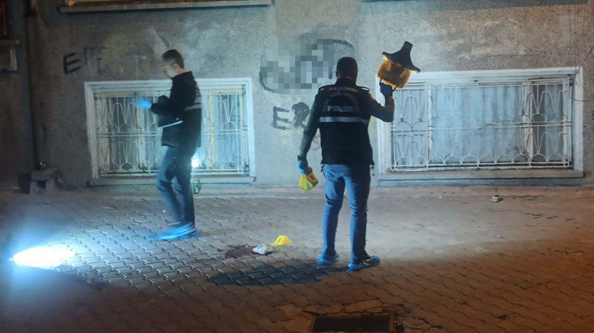 ''Yan bakma'' kavgasında 5 yaşındaki bir çocuğu öldürdüler - Resim: 3