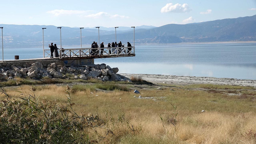 Türkiye'nin en büyük 7'nci gölünde içler acısı manzara - Resim: 4