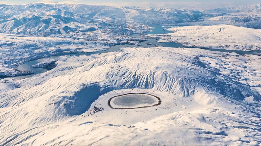 Türkiye'nin ''nazar boncuğu'' dondu; görenler bakmaya doyamadı - Resim: 3
