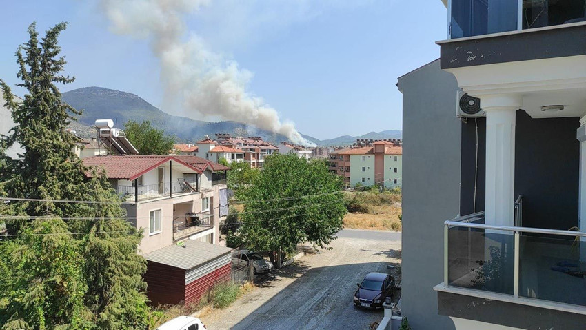 Bir orman yangını daha! Havalimanının yanı başında... - Resim: 2