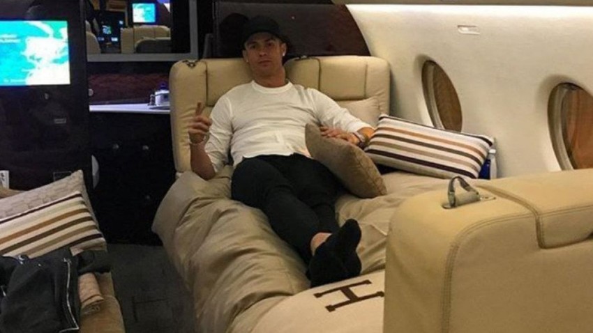 Cristiano Ronaldo'nun ''süper jet'i olay oldu - Resim: 2