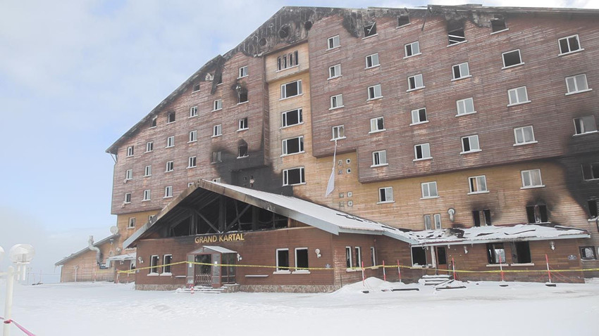 Facianın yaşandığı Kartalkaya sessizliğe büründü - Resim: 3