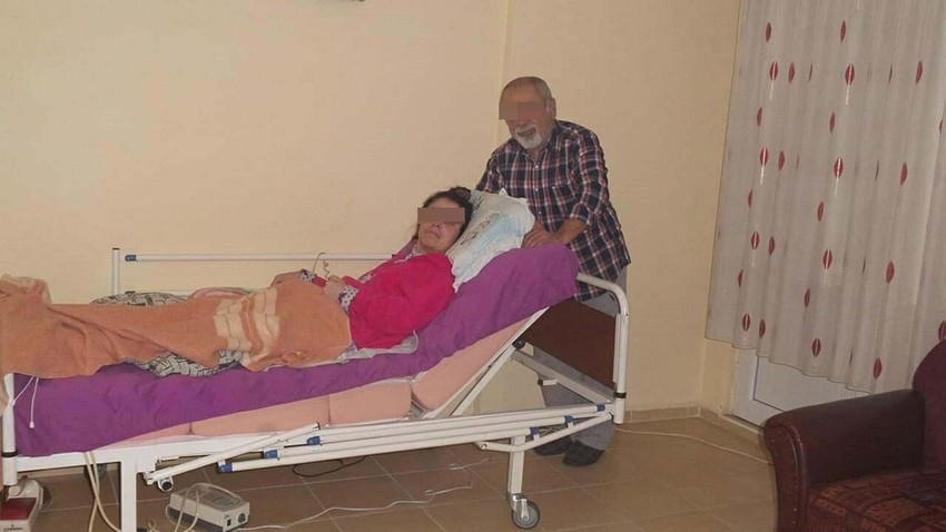 Tam 11 yıl sonra yürümeye başlayan Türkiye'nin mucize kadını yaşam savaşını kaybetti - Resim: 3