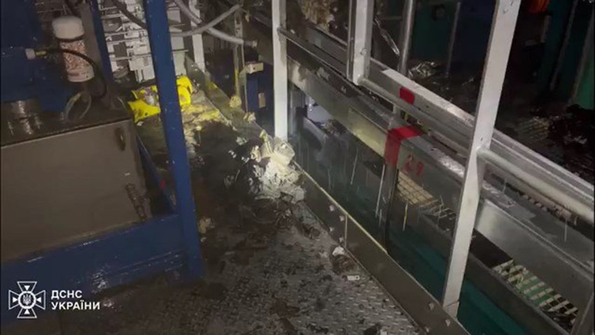 Rus savaş uçakları Çernobil Nükleer Santrali'ni vurdu: Saldırı anı kamerada - Resim: 2