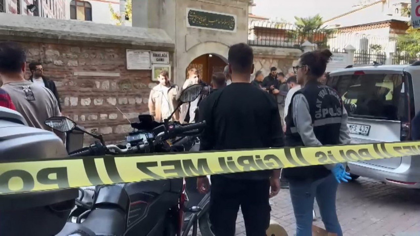 Fatih'te camide eli silahlı psikopat alarmı: İstenen ceza belli oldu - Resim: 4