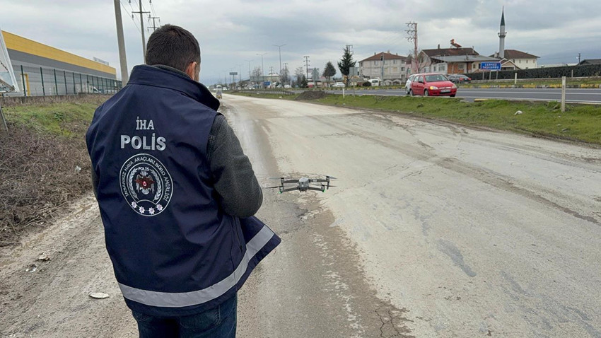 Kural tanımayan sürücülere gökten ceza yağdı - Resim: 2