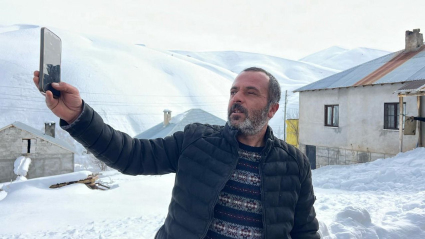 Yıl 2025 yer Türkiye... ''Alo'' diyebilmek için karlı dağları aşıyorlar - Resim: 2