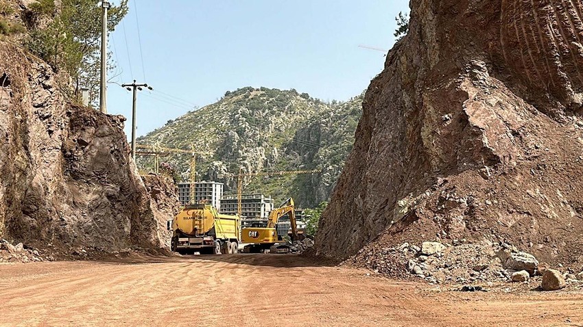 Marmaris'te cennet koydaki kaçak otel için ''yıkın'' talimatı - Resim: 4