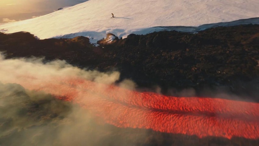 Lav püskürten Etna Yanardağı'ndan nefes kesen görüntüler - Resim: 3