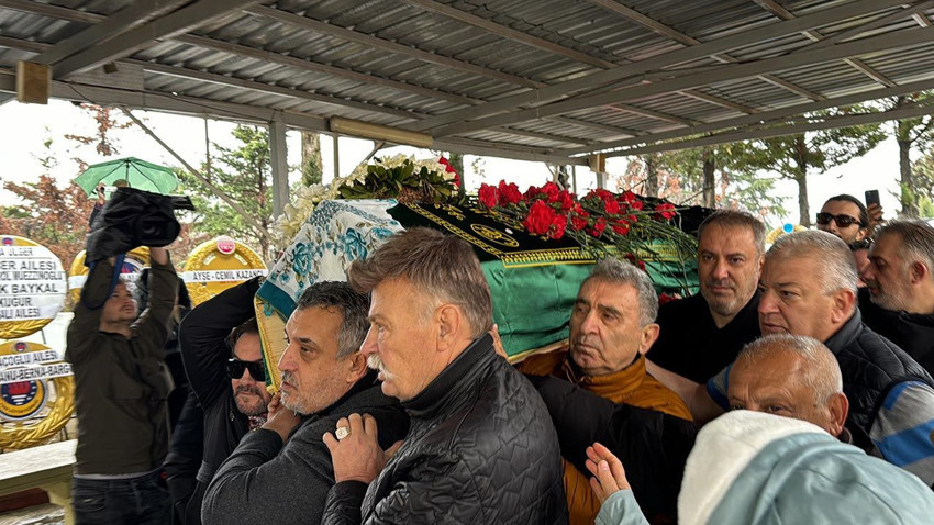 Tanyeli son yolculuğuna uğurlandı - Resim: 4