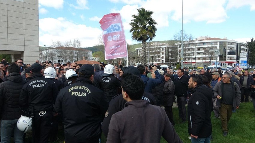 İmamoğlu protestosuna biber gazlı müdahale - Resim: 4