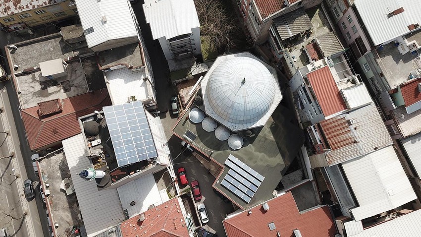 Türkiye'ye örnek olacak cami: Güneş panelleri sayesinde ayda 20 bin TL kazanç sağlıyorlar - Resim: 1