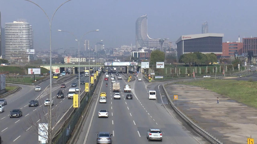 İstanbul'da arife günü yollar boş kaldı - Resim: 3