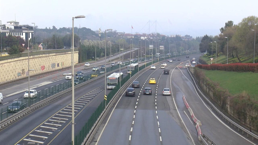 İstanbul'da arife günü yollar boş kaldı - Resim: 2