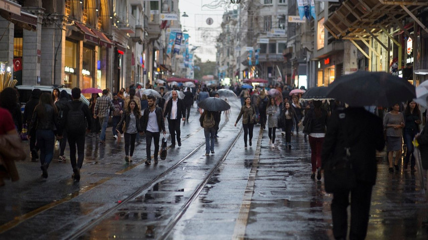 Hava sıcaklıkları düşüyor, bir yandan sağanak yağış diğer yandan çöl tozu geliyor - Resim: 4
