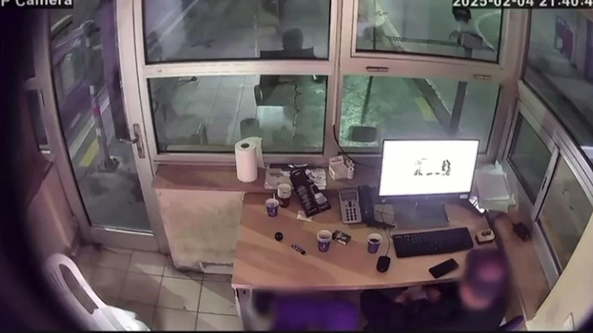 Sınır kapısına gizli kamera yerleştirildi, skandal ortaya çıktı: Çok sayıda gözaltı var - Resim: 3