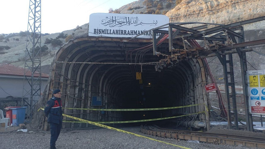 Ankara'da maden ocağında patlama: Madenciler göçük altında kaldı - Resim: 1